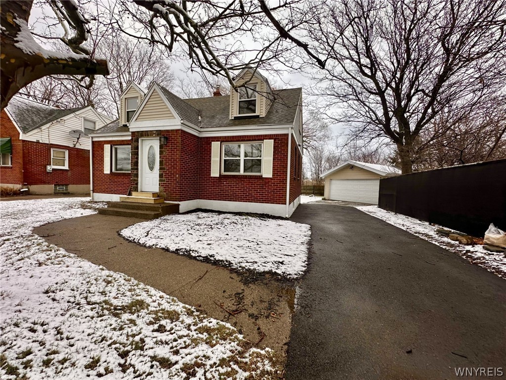 393 Beach Road Cheektowaga, NY 14225 - Photo 2 of 27