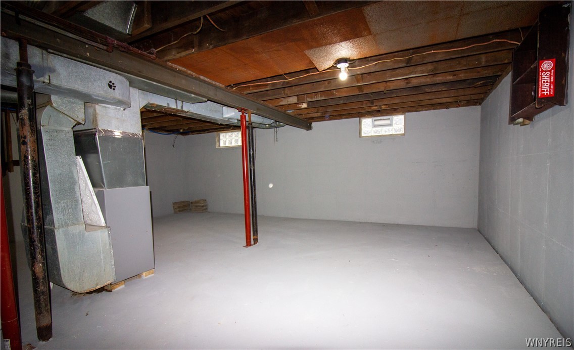 393 Beach Road Cheektowaga, NY 14225 - Photo 26 of 27