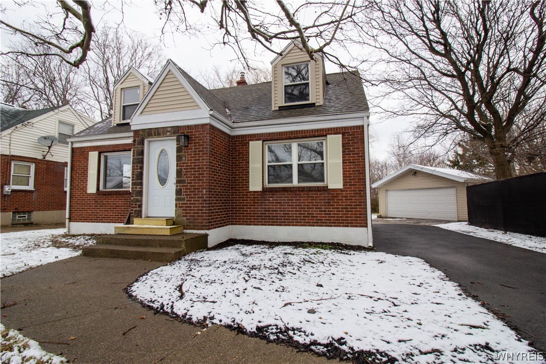 393 Beach Road Cheektowaga, NY 14225 - Photo 3 of 27