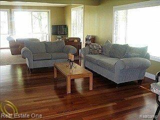 3610 Moberly Road Commerce Township, MI 48382 - Photo 5 of 14 Great Room