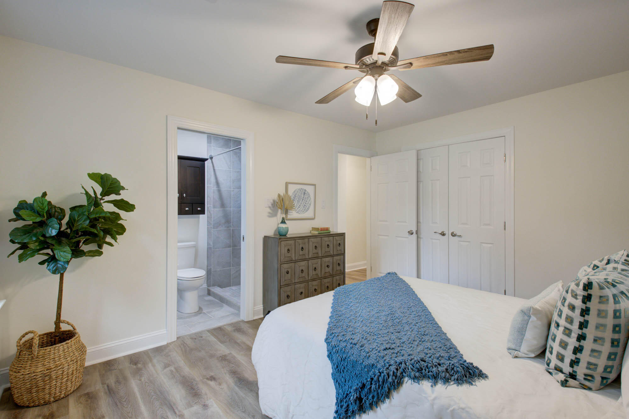 738 Harbor View Road Charleston, SC 29412 - Photo 13 of 27 738Harborview-CalSiglerPhotography (16)