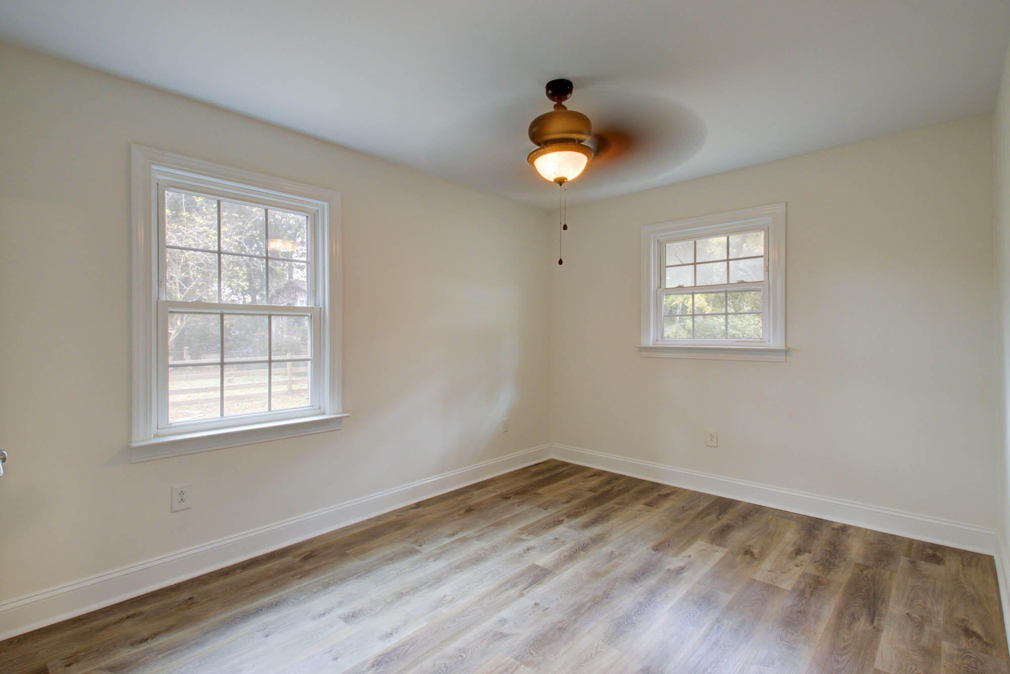 738 Harbor View Road Charleston, SC 29412 - Photo 20 of 27 738Harborview-CalSiglerPhotography (23)