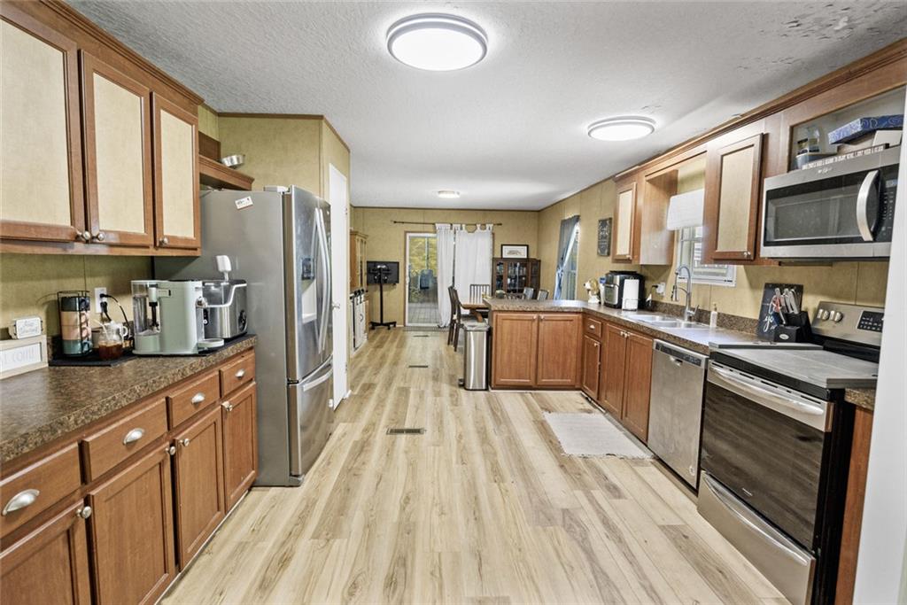 1575 Davis Road West Fairmount, GA 30139 - Photo 12 of 41