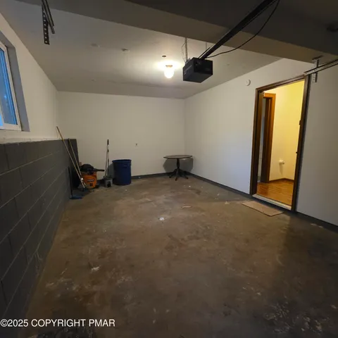 $2,100 | 363 Coach Road, Tobyhanna, PA 18466