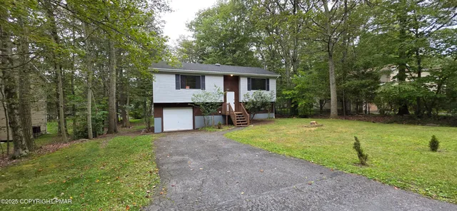$2,100 | 363 Coach Road, Tobyhanna, PA 18466
