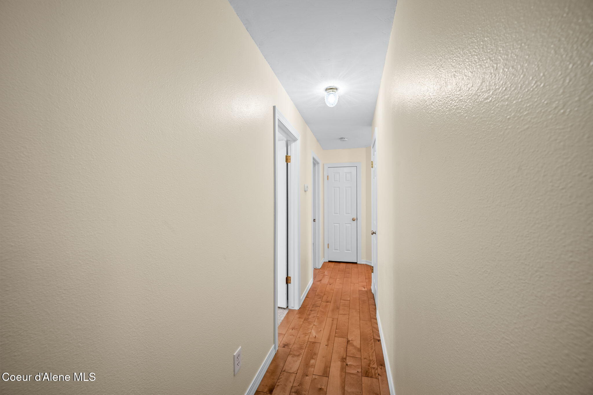 4006 North Moccasin Road Coeur D'Alene, ID 83815 - Photo 21 of 53 Hall