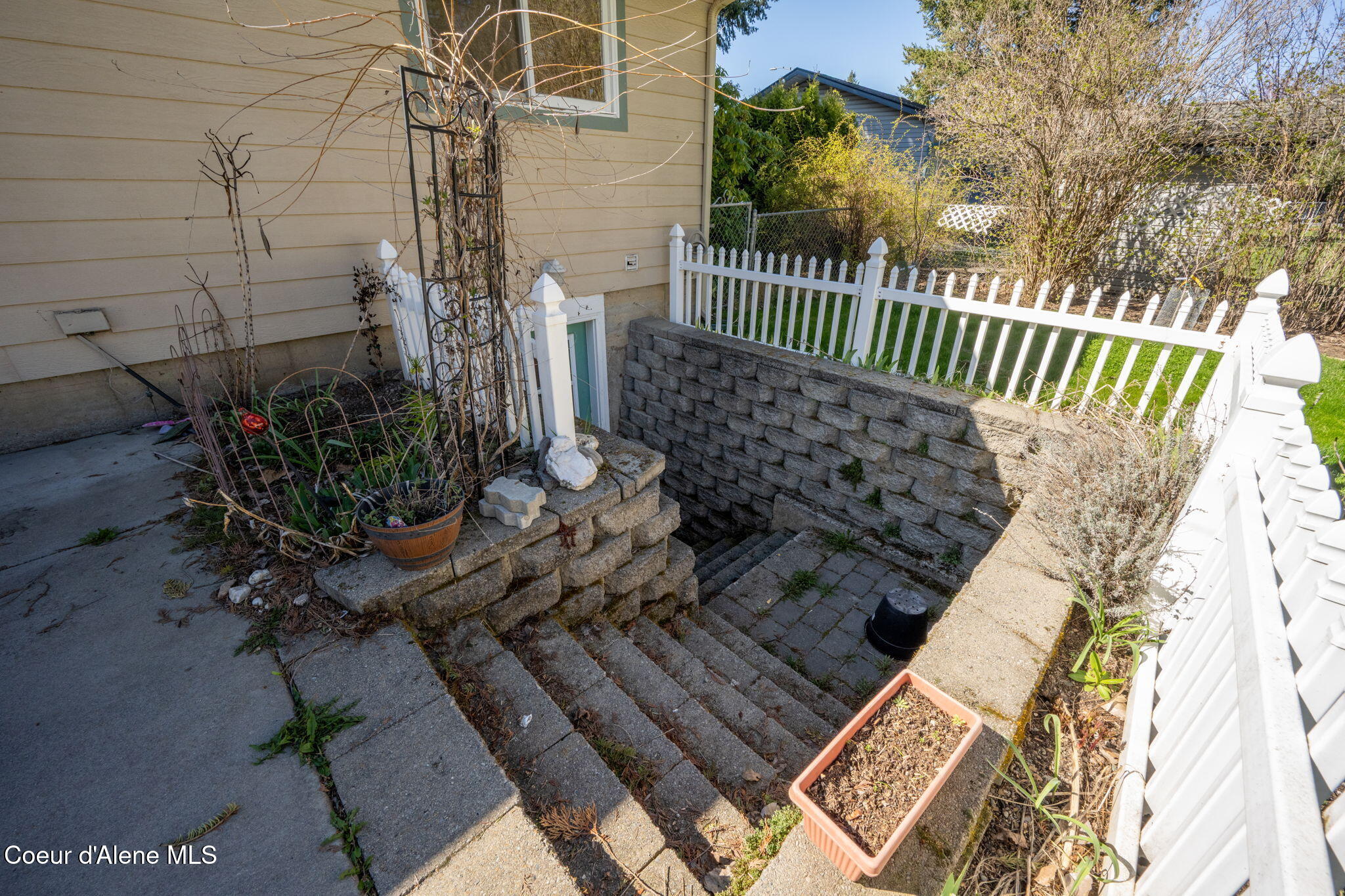 4006 North Moccasin Road Coeur D'Alene, ID 83815 - Photo 42 of 53 Walk-out from Basement