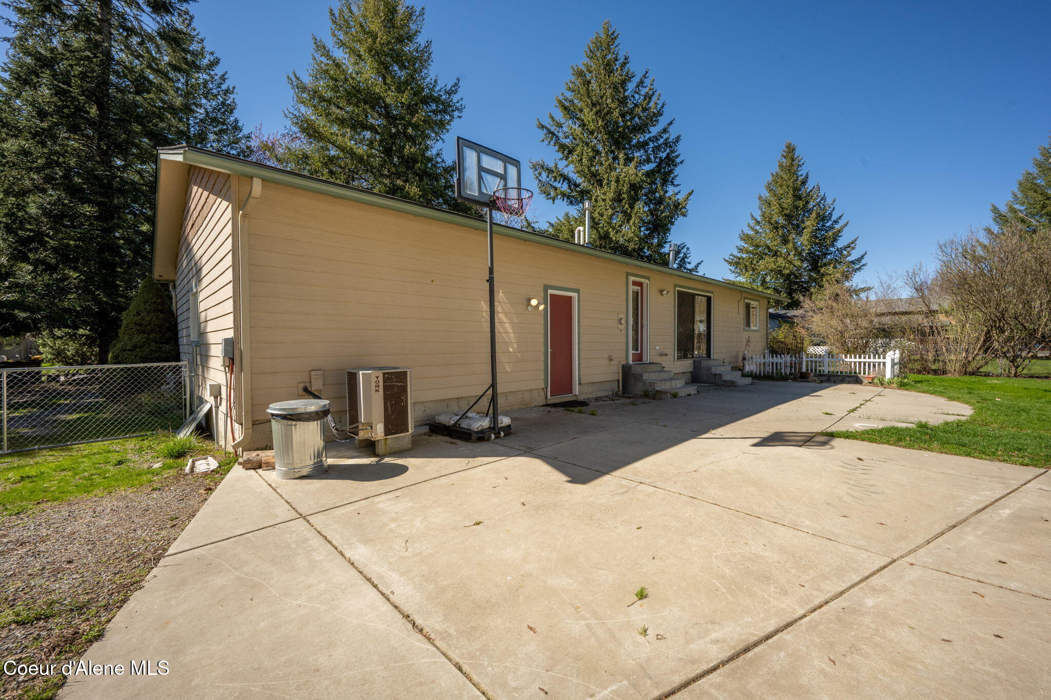 4006 North Moccasin Road Coeur D'Alene, ID 83815 - Photo 46 of 53 Back of Home