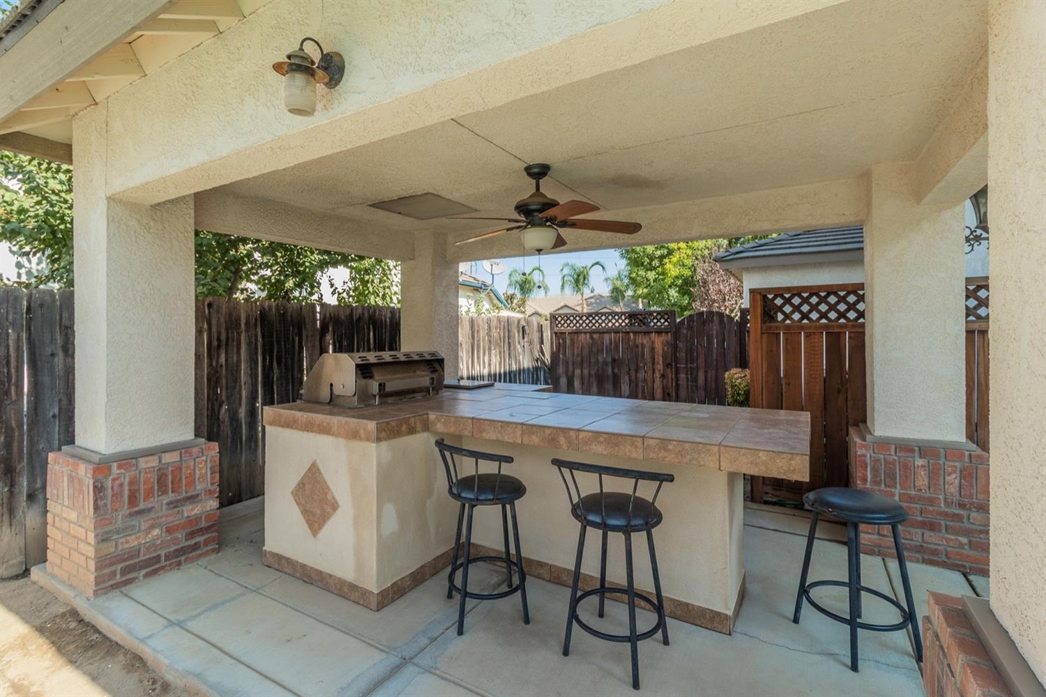 693 East Muir Avenue Reedley, CA 93654 - Photo 32 of 38 Gallery Image 32