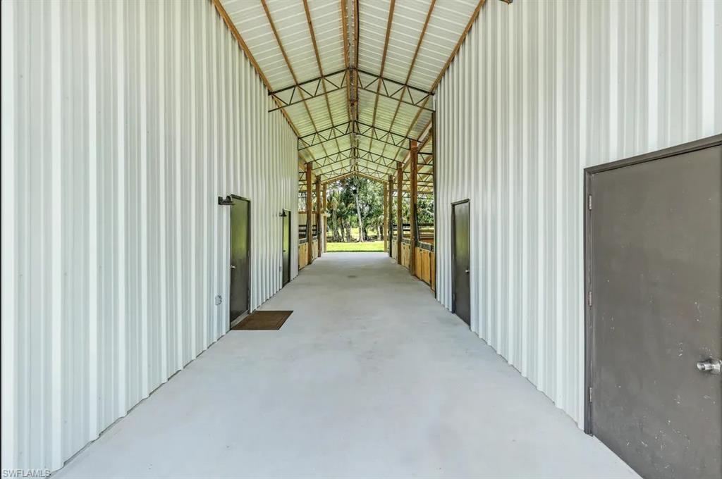 19080 Parkinson Road Alva, FL 33920 - Photo 33 of 50 horse stables