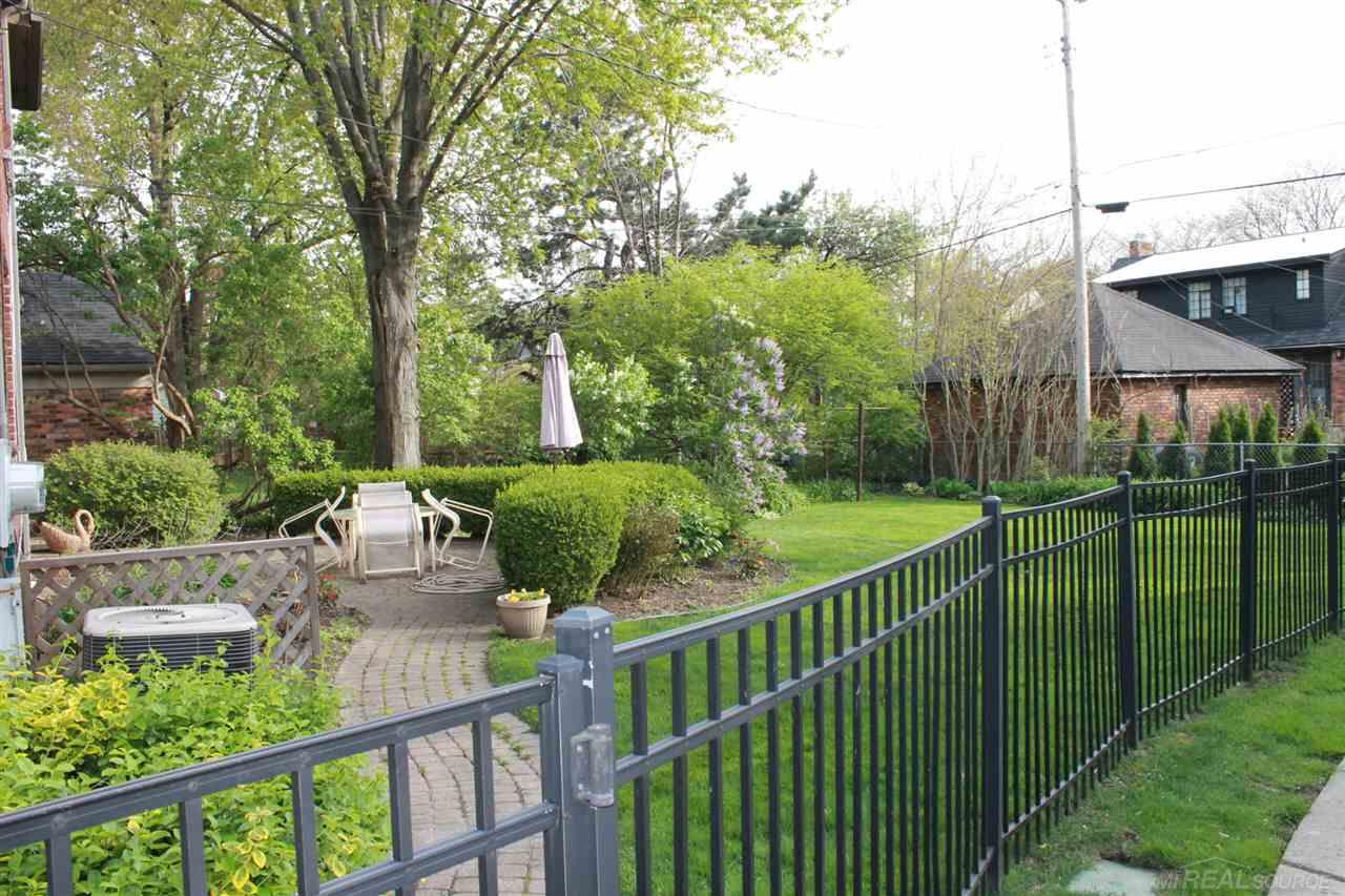 729 Pemberton Road Grosse Pointe Park, MI 48230 - Photo 40 of 46