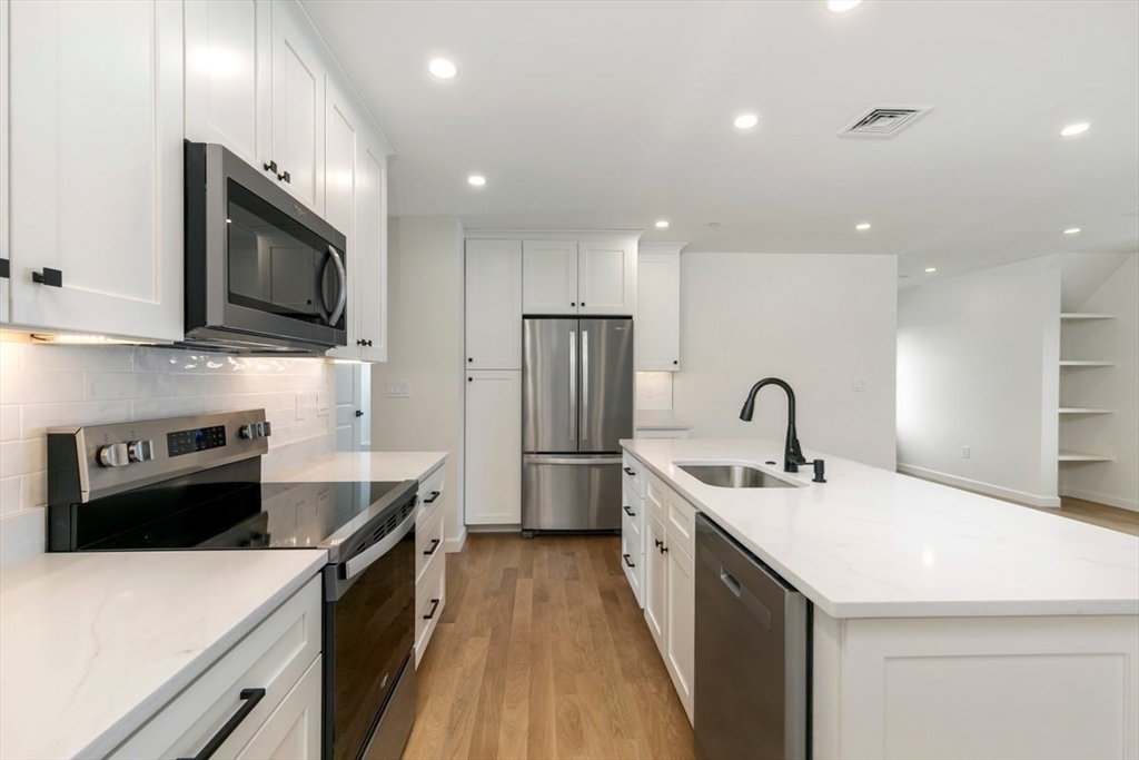 106 Broadway, Unit 3 Salem, MA 01970 - Photo 11 of 24