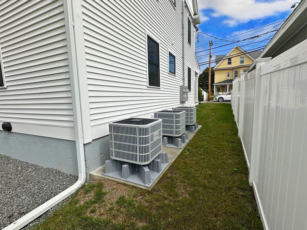 106 Broadway, Unit 3 Salem, MA 01970 - Photo 8 of 24