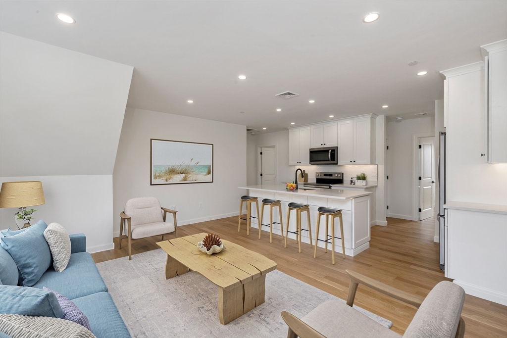 106 Broadway, Unit 3 Salem, MA 01970 - Photo 9 of 24