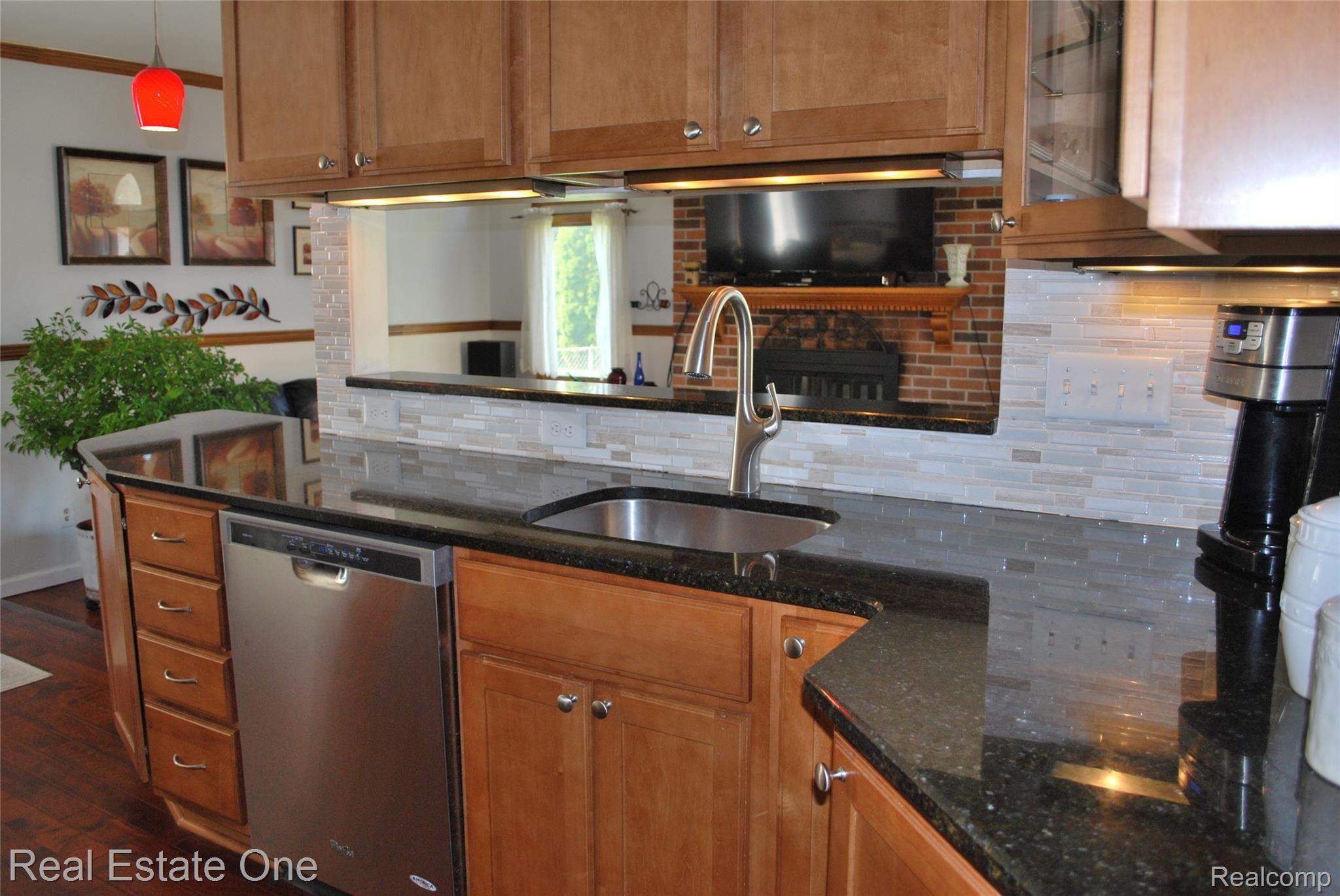 39822 Cheviot Road Canton, MI 48188 - Photo 7 of 76 Updated Kitchen