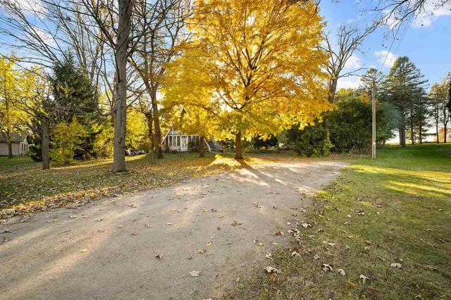 $367,500 | W8929 Homestake Acres, Beaver Dam, WI 53916