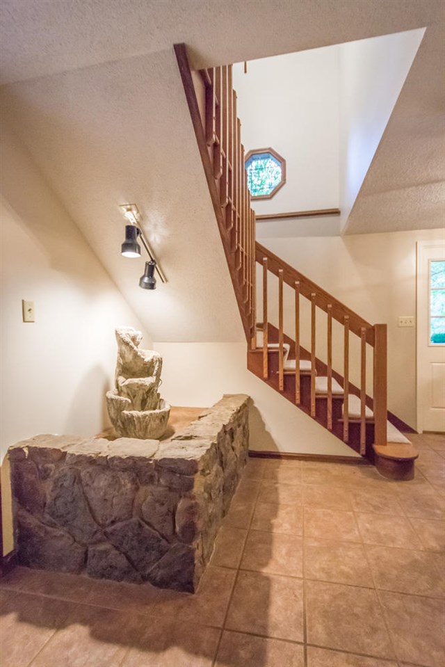 8199 South Ketcham Road Bloomington, IN 47403 - Photo 17 of 36