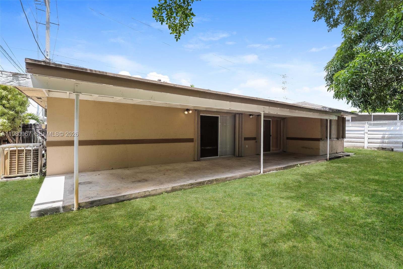 809 Southwest 8th Avenue Hallandale Beach, FL 33009 - Photo 15 of 15