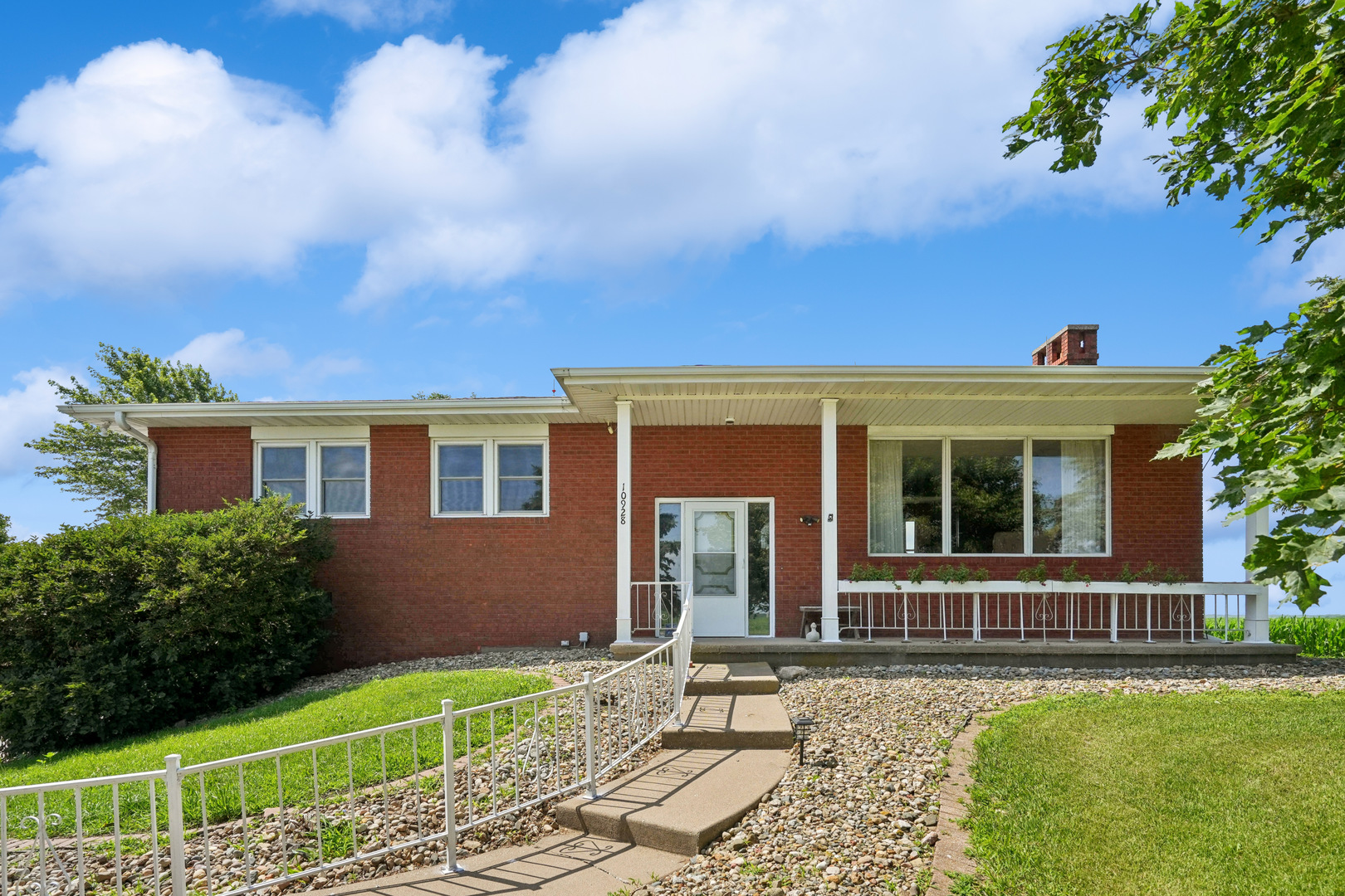 10928 134th Avenue West Taylor Ridge, IL 61284 - Photo 3 of 45