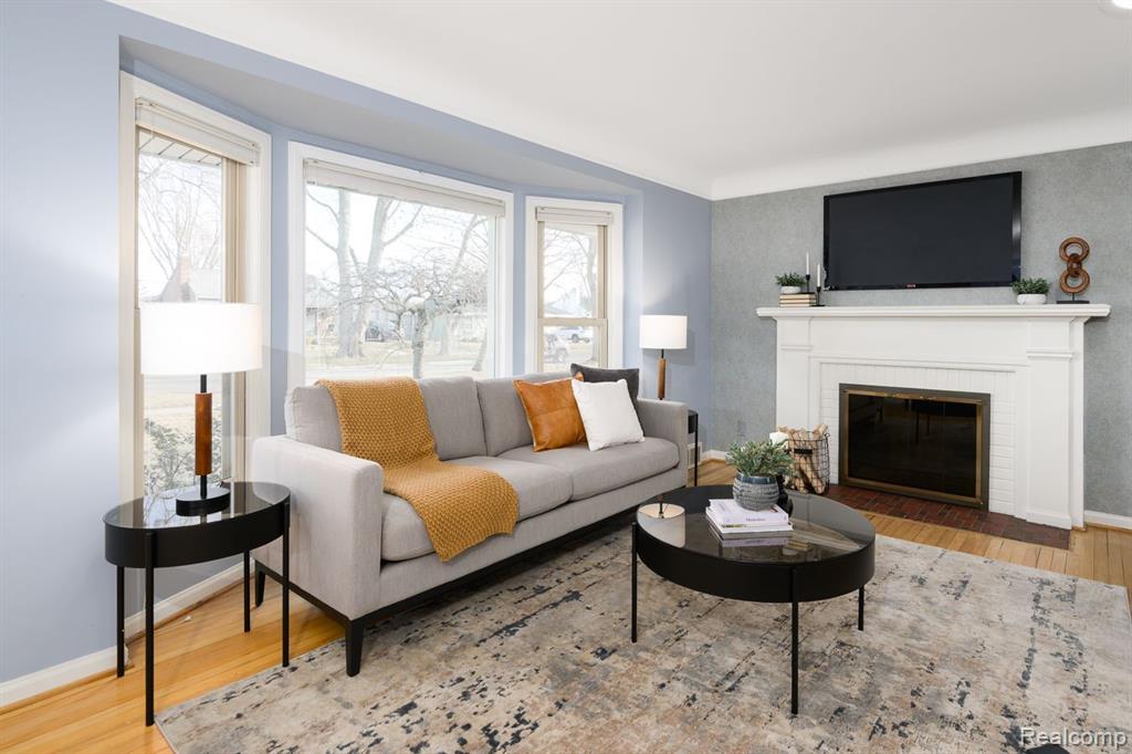 4339 Samoset Road Royal Oak, MI 48073 - Photo 4 of 16