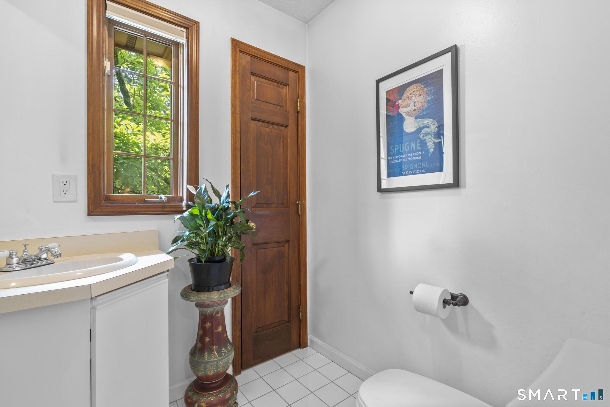 25 Tamarac Ridge Circle, Unit 25 Shelton, CT 06484 - Photo 11 of 33