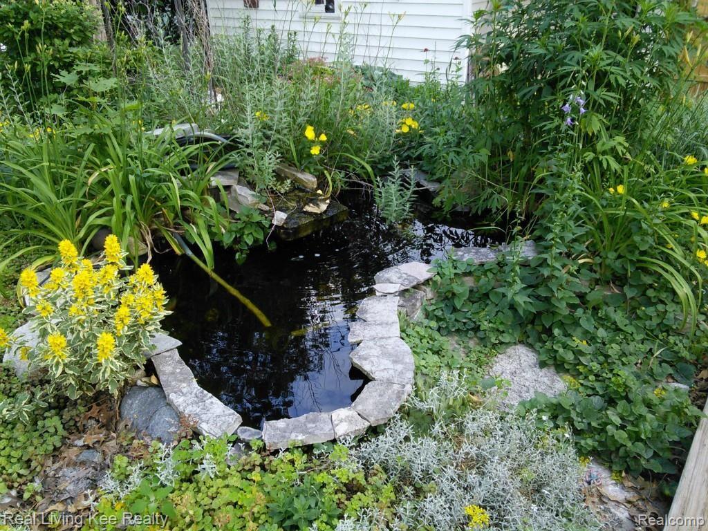 2985 Culbertson Avenue Rochester, MI 48307 - Photo 19 of 23 IMG_20140626_183707.jpg