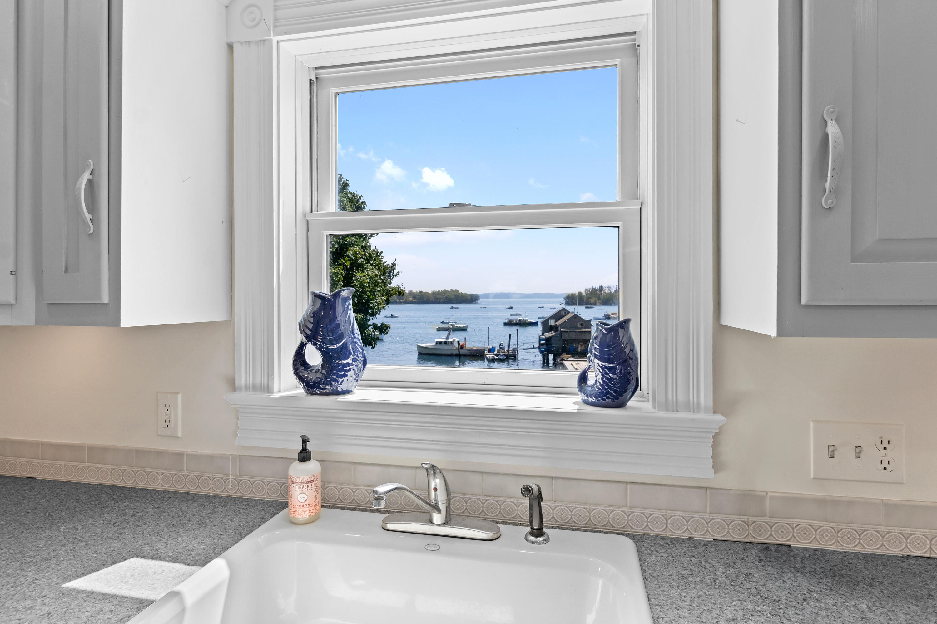 176 Harbor Road Friendship, ME 04547 - Photo 13 of 37 IMG_8356