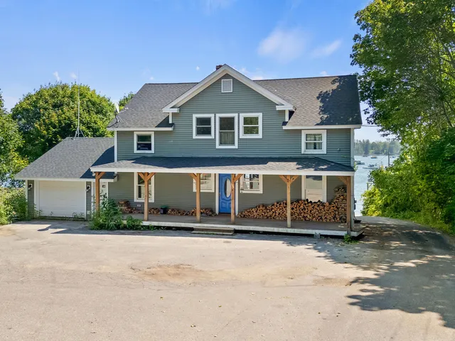 $2,400,000 | 176 Harbor Road, Friendship, ME 04547