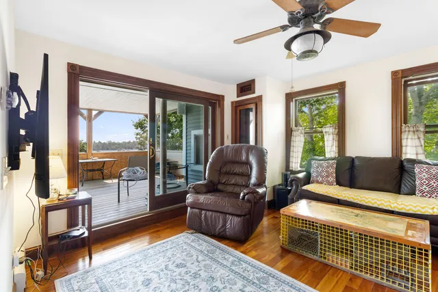 $2,400,000 | 176 Harbor Road, Friendship, ME 04547