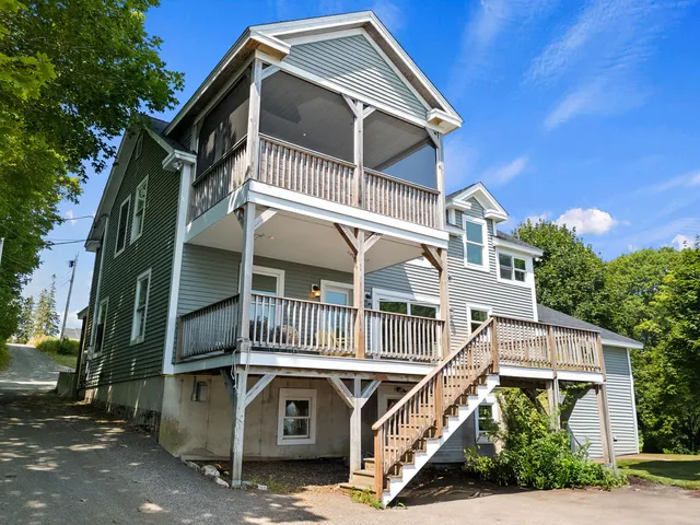 $2,400,000 | 176 Harbor Road, Friendship, ME 04547