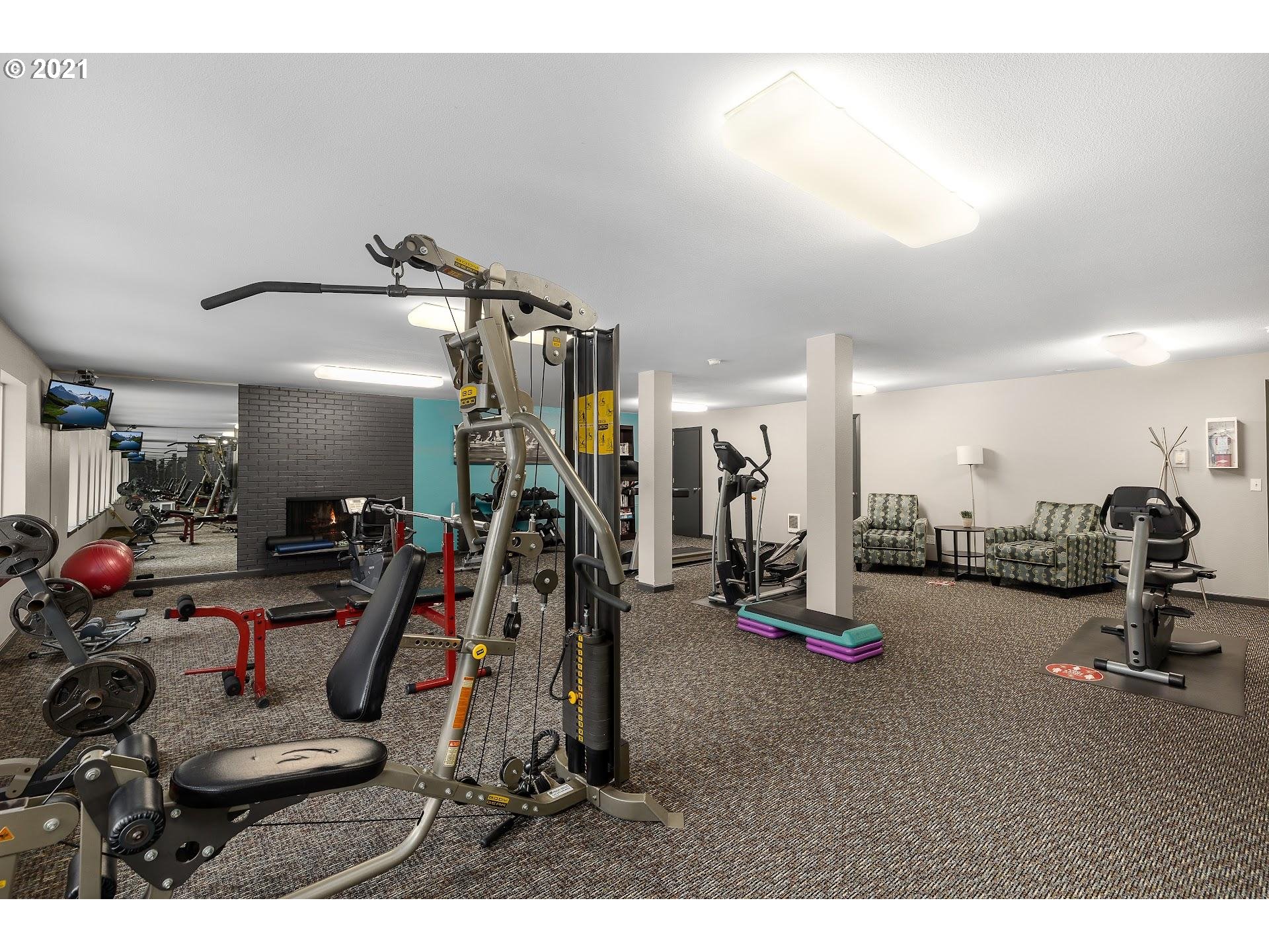 200 Southwest Burnham Road, Unit 203 Lake Oswego, OR 97034 - Photo 27 of 32 Gallery Image 27