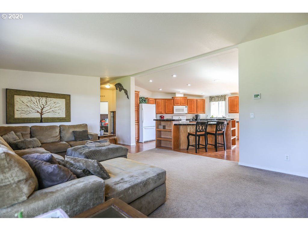 101 Stable Way Washougal, WA 98671 - Photo 14 of 32 Gallery Image 14