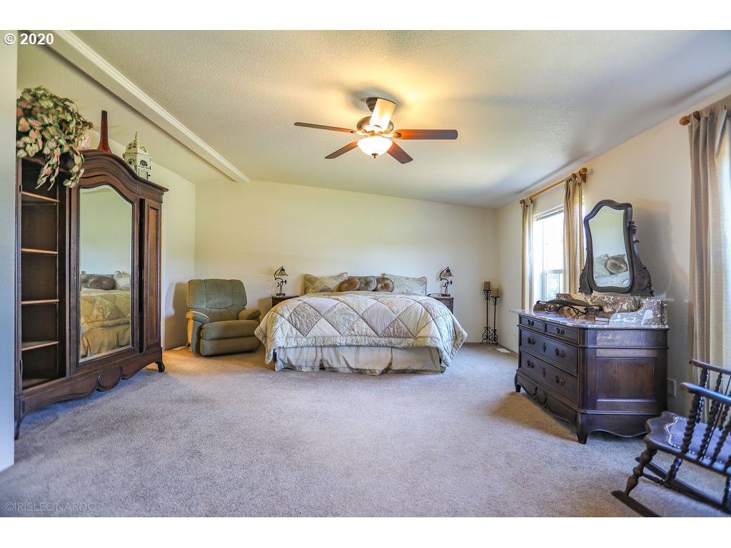 101 Stable Way Washougal, WA 98671 - Photo 7 of 32 Gallery Image 7