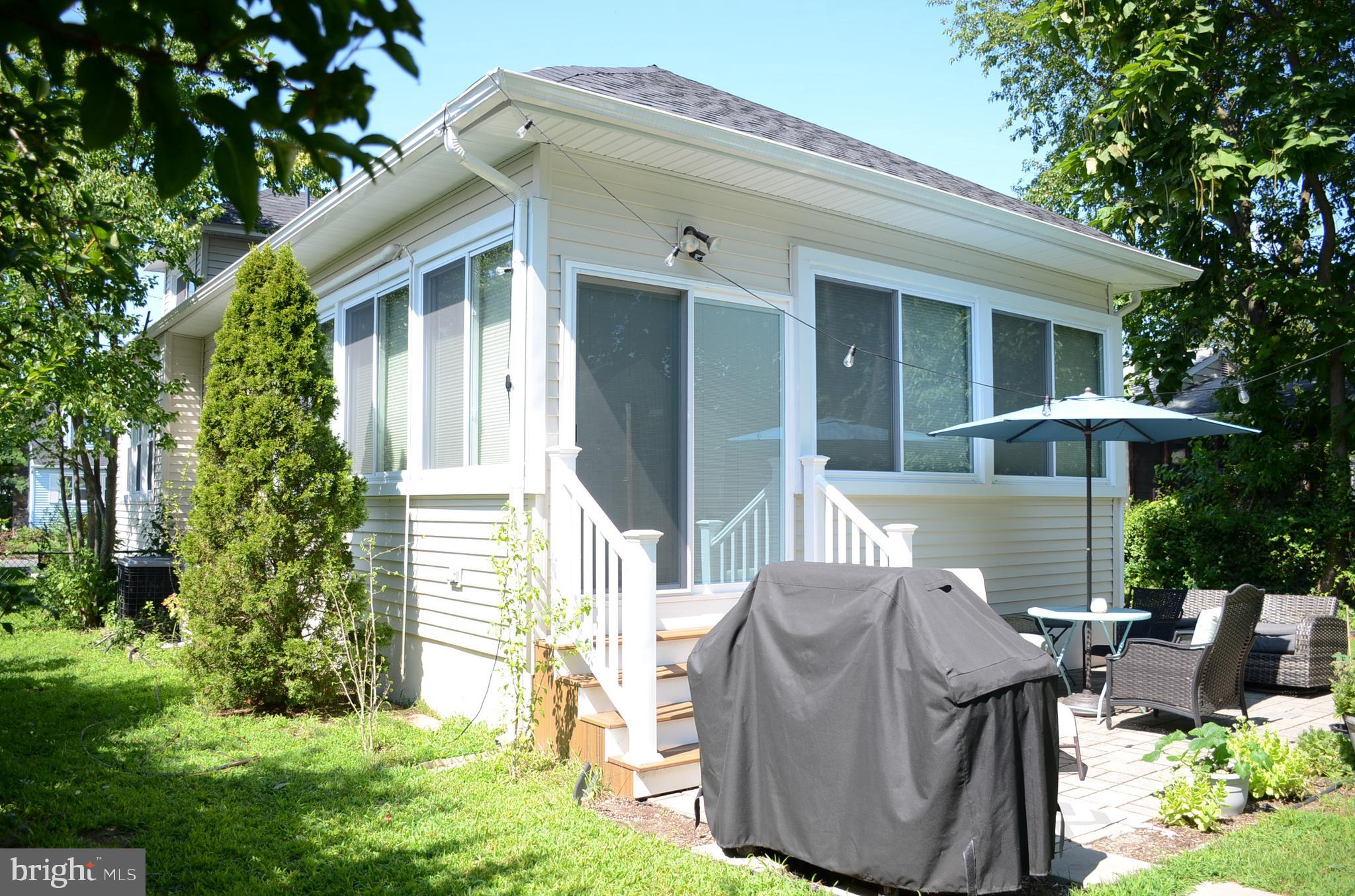 4 Norman Avenue Delran, NJ 08075 - Photo 26 of 30 a view of balcony with furniture and garden