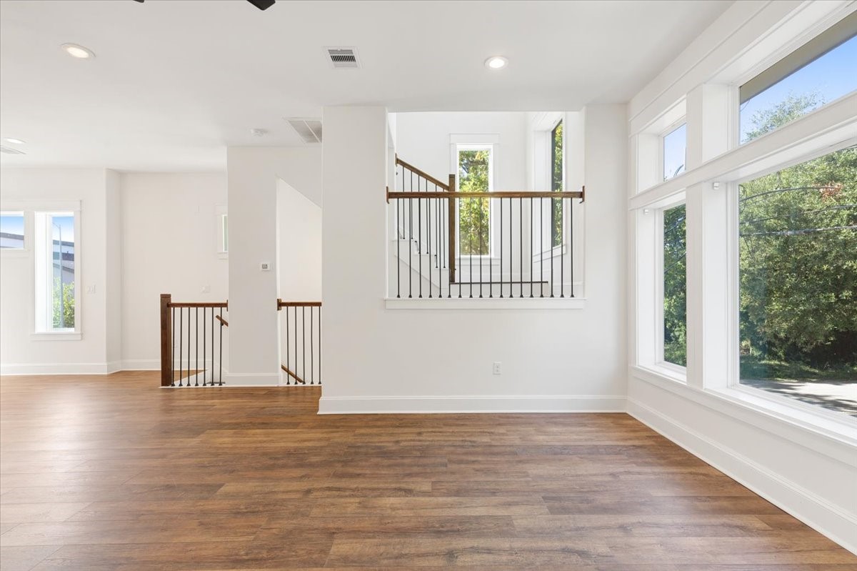 6725 St Augustine Street Houston, TX 77021 - Photo 11 of 27 Living Area