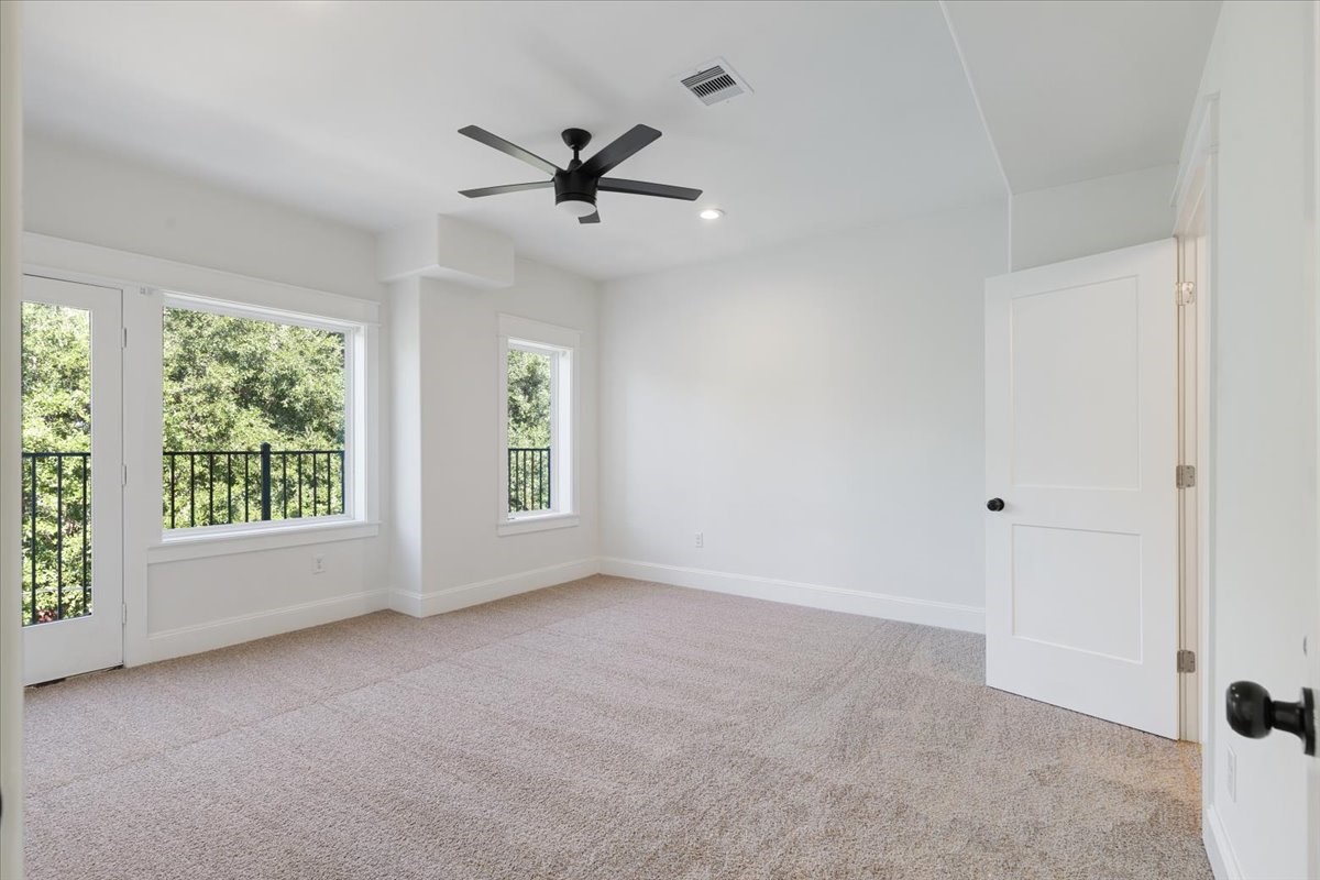 6725 St Augustine Street Houston, TX 77021 - Photo 13 of 27 Primary Bedroom with Balcony
