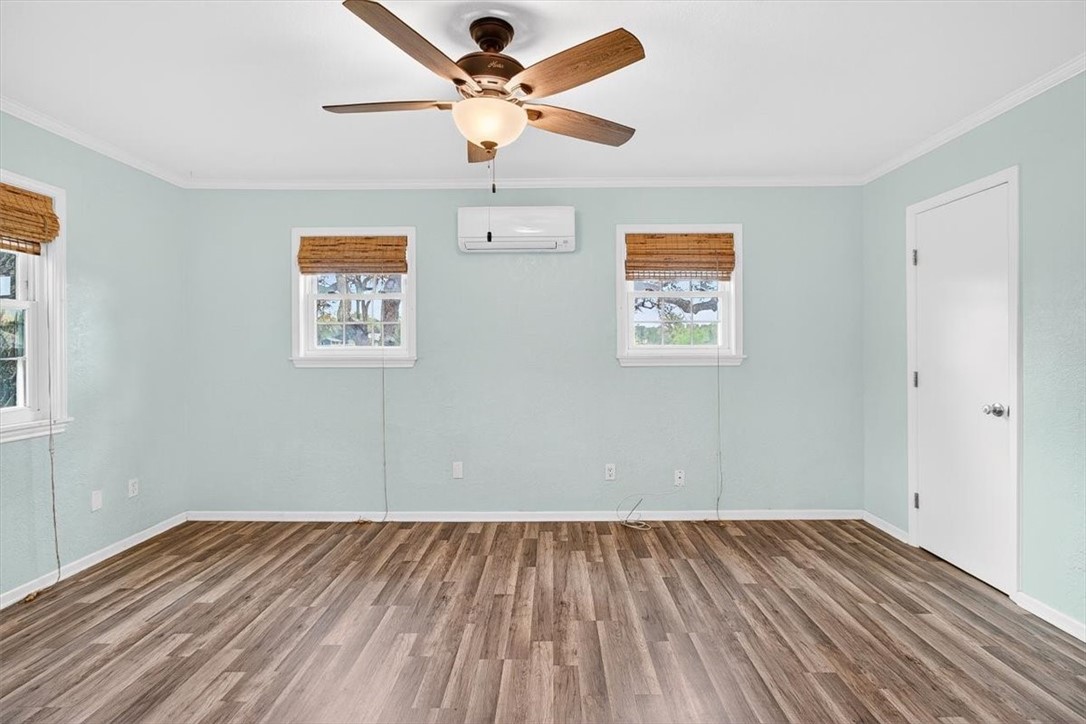 1521 South Mathis Street Rockport, TX 78382 - Photo 16 of 40