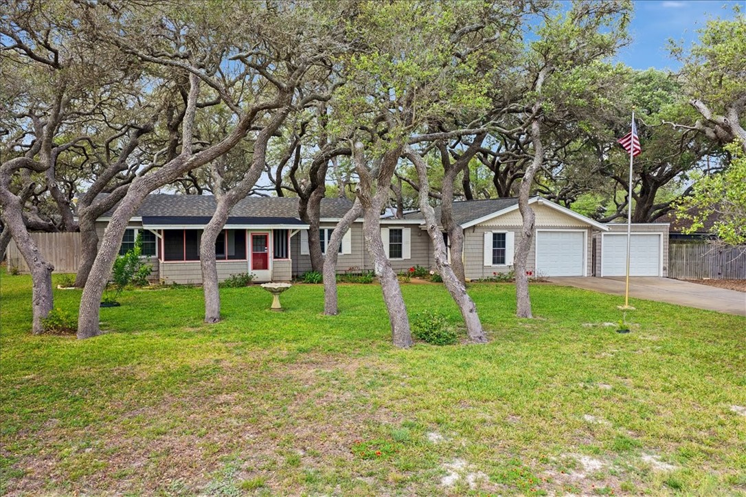 1521 South Mathis Street Rockport, TX 78382 - Photo 2 of 40