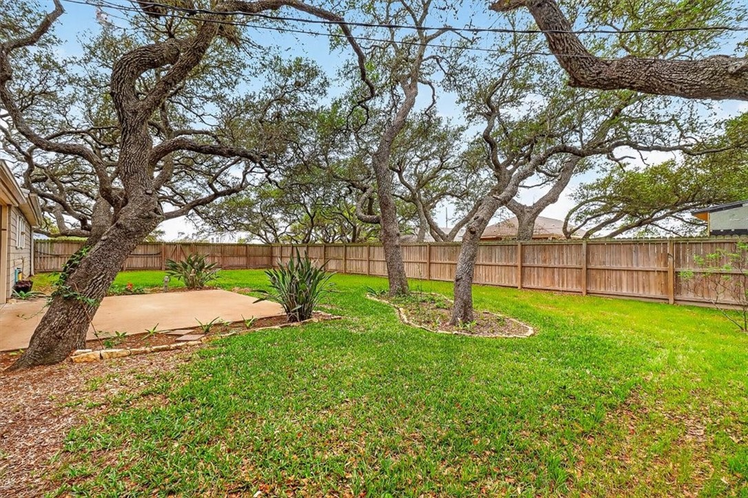 1521 South Mathis Street Rockport, TX 78382 - Photo 6 of 40 back yard