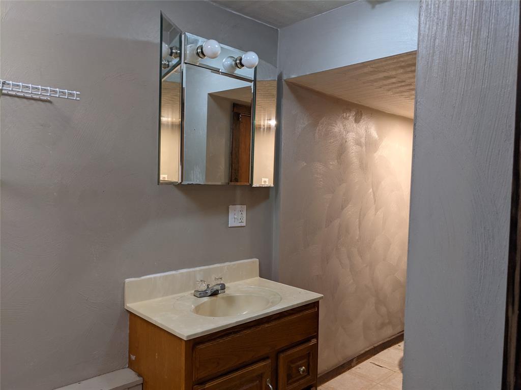 116 Chestnut Street Owego, NY 13827 - Photo 9 of 14