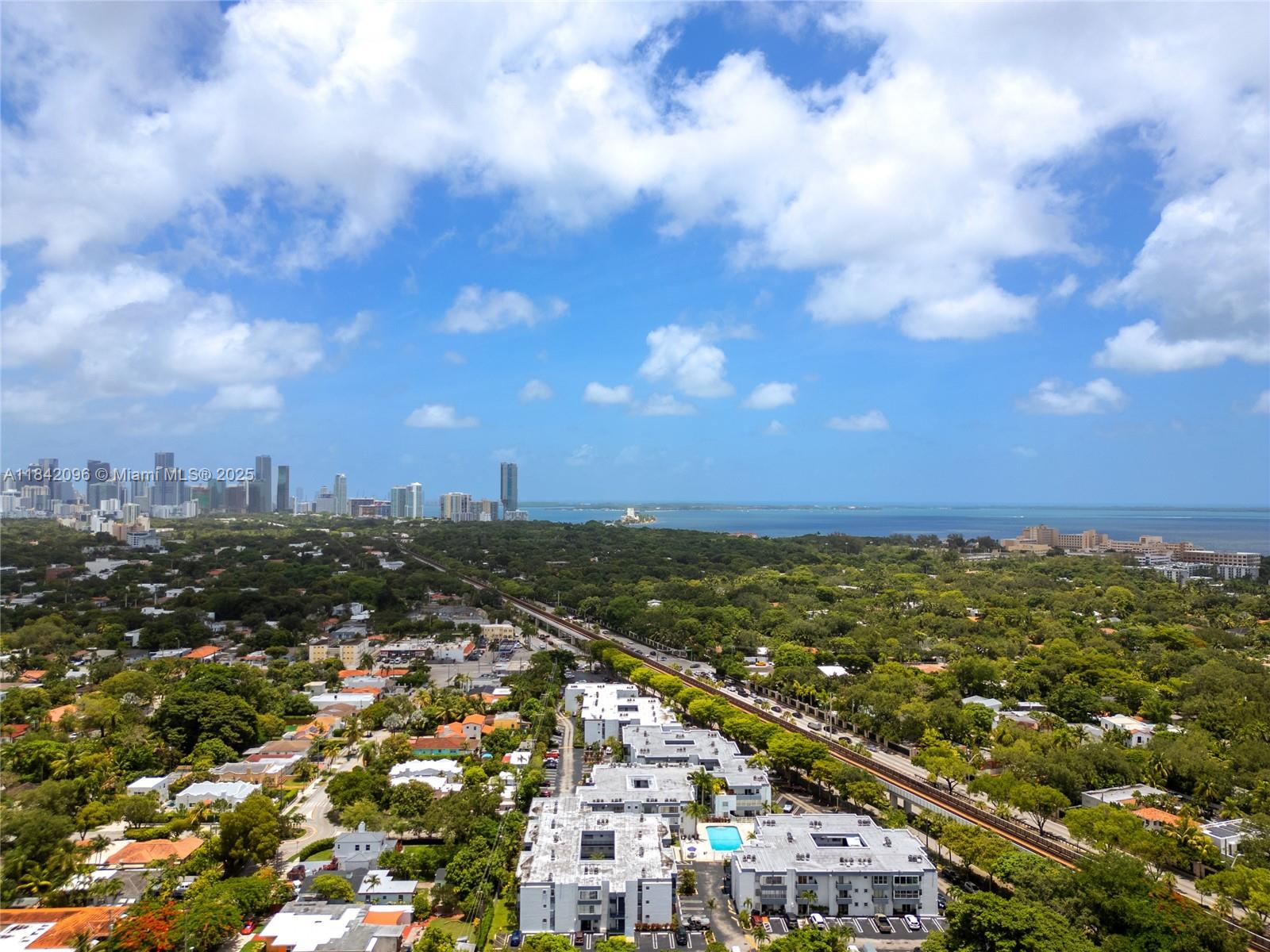 2465 Southwest 18th Avenue, Unit 3208 Miami, FL 33133 - Photo 12 of 12