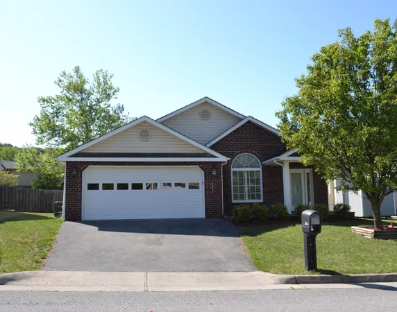 $415,000 | 4305 Faircrest Lane, Roanoke, VA 24018