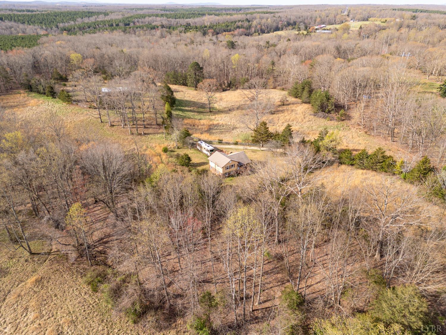182 Buffalo Ridge Road Amherst, VA 24521 - Photo 57 of 57 a view of a yard with snow on the road