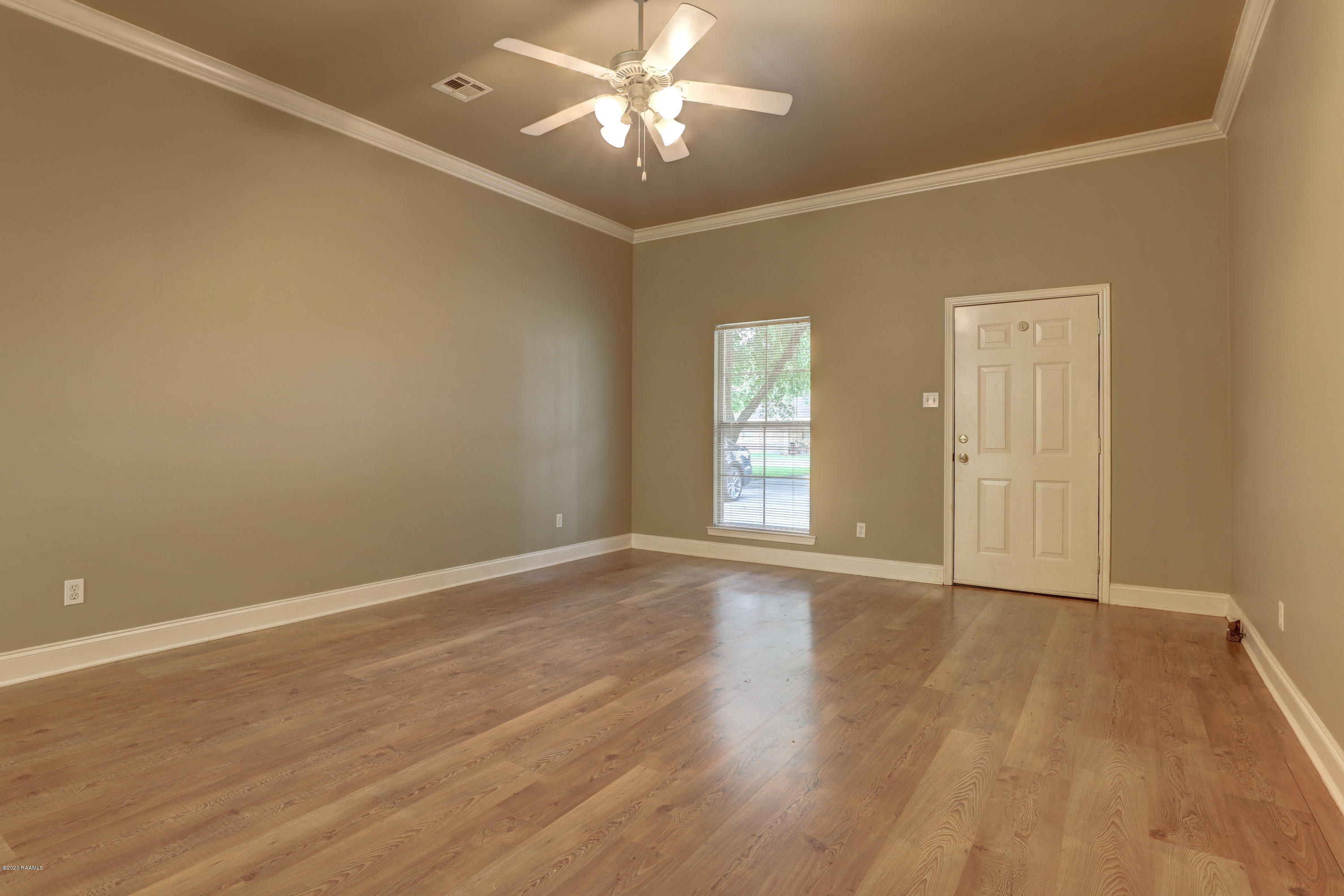 209 Rural Street Lafayette, LA 70508 - Photo 2 of 22 209 Rural -5