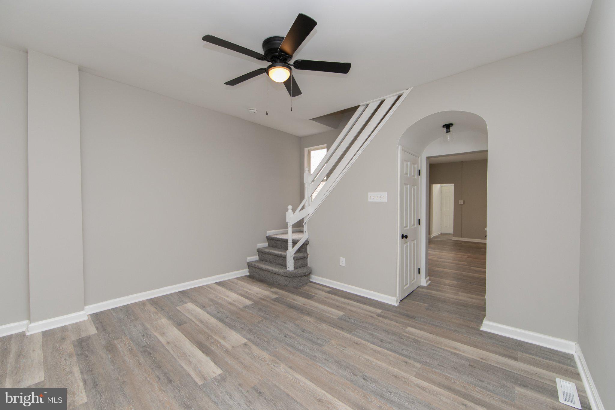 326 Clinton Street Camden, NJ 08103 - Photo 11 of 36 Gallery Image 11