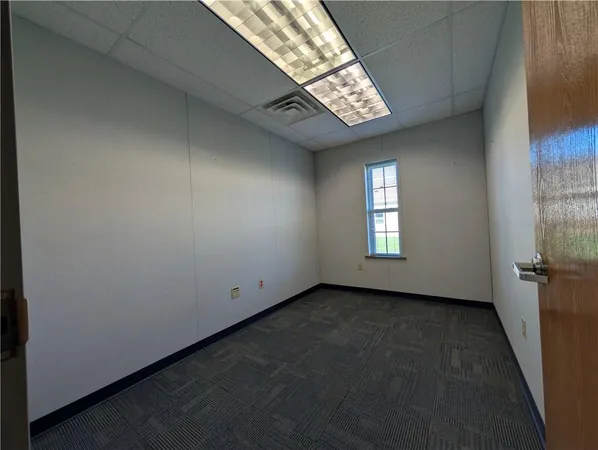 $600 | 19 McQuiston Drive, Jackson Center, PA 16133