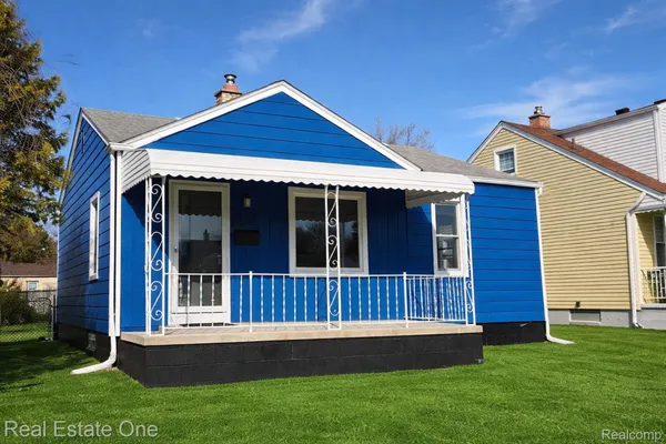 $175,000 | 1421 East Evelyn Avenue, Hazel Park, MI 48030