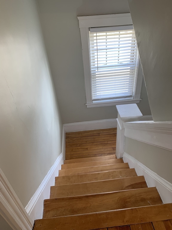 25 Clark Street Worcester, MA 01606 - Photo 18 of 41