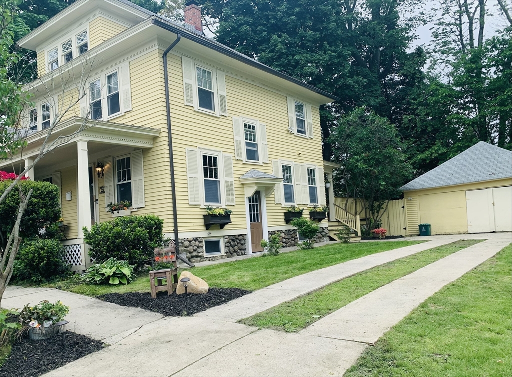 25 Clark Street Worcester, MA 01606 - Photo 3 of 41