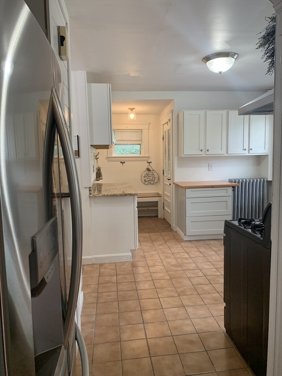 25 Clark Street Worcester, MA 01606 - Photo 5 of 41